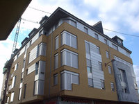 Fachada del edificio La Felguera, en calle Argüelles (Oviedo)